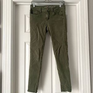 American Eagle Outfitters | Size 4 | 360 Super Stretch Jegging